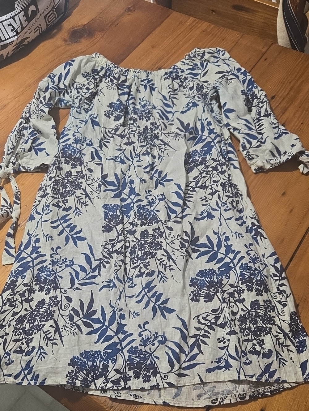 Valentina Naldi Made In Italy Linen Sz S White Dress with Blue Floral Print